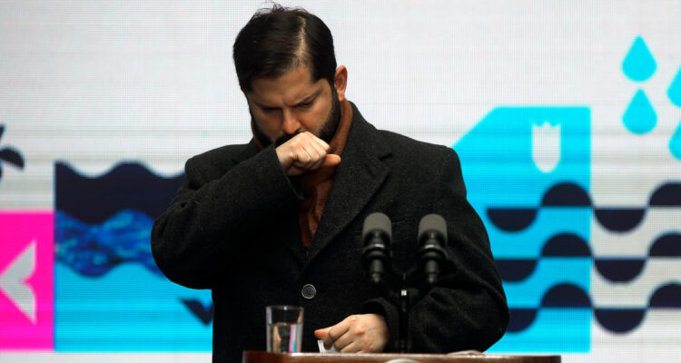 Cae popularidad de presidente Boric en Pulso Ciudadano