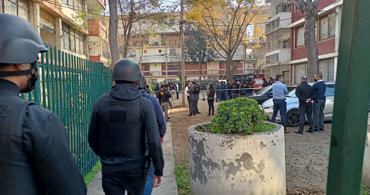 Sujeto muere abatido por funcionarios PDI tras enfrentamiento a tiros en Ñuñoa