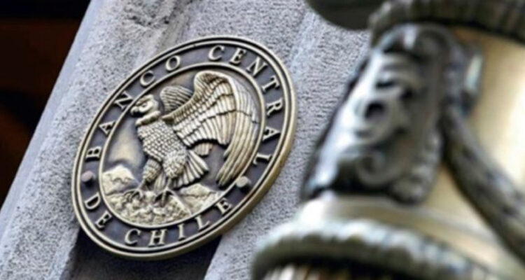 Banco Central sube tasa de interés en 75 puntos base y llega al 9%, el mayor nivel desde 1998