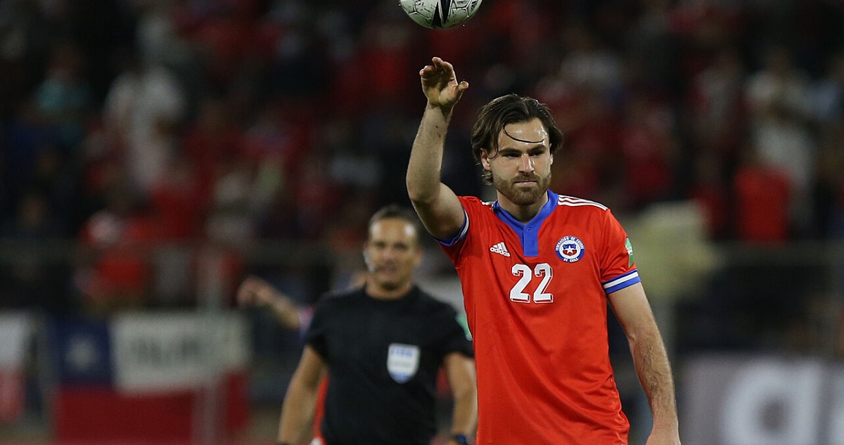 Ben Brereton Díaz jugando por La Roja.