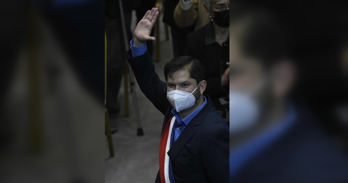 Boric compromete cuidar y no “estrujar” a Codelco, empresa del litio y rol activo de Enap en el gas