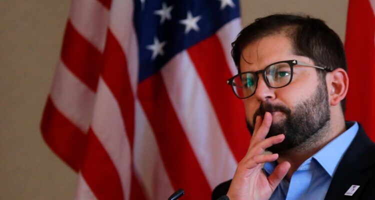Gabriel Boric se refiere a Cuba