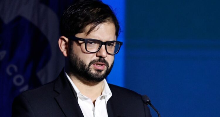 Boric oposición plebiscito