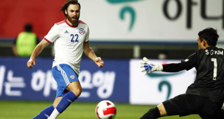 Ben Brereton, es uno de los rescatados en la derrota de Chile, frente a Corea del Sur, en su gira por Asia.
