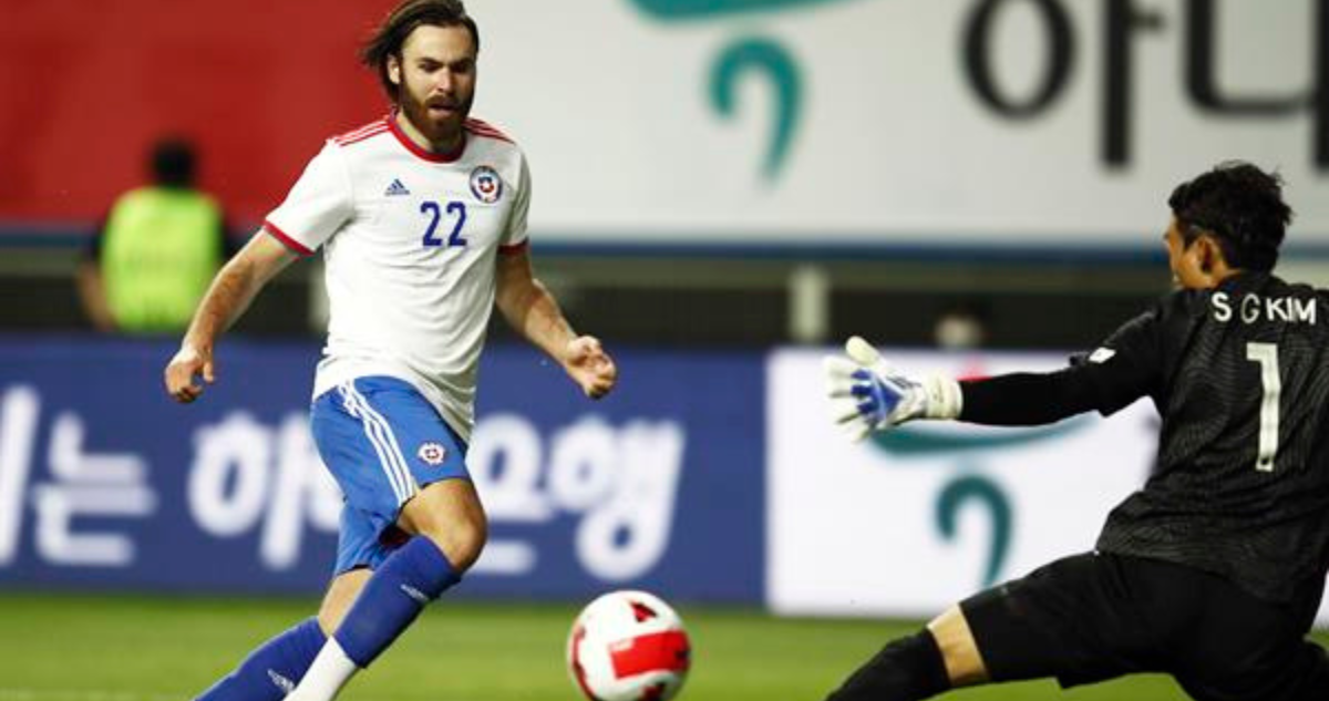 Ben Brereton, es uno de los rescatados en la derrota de Chile, frente a Corea del Sur, en su gira por Asia.