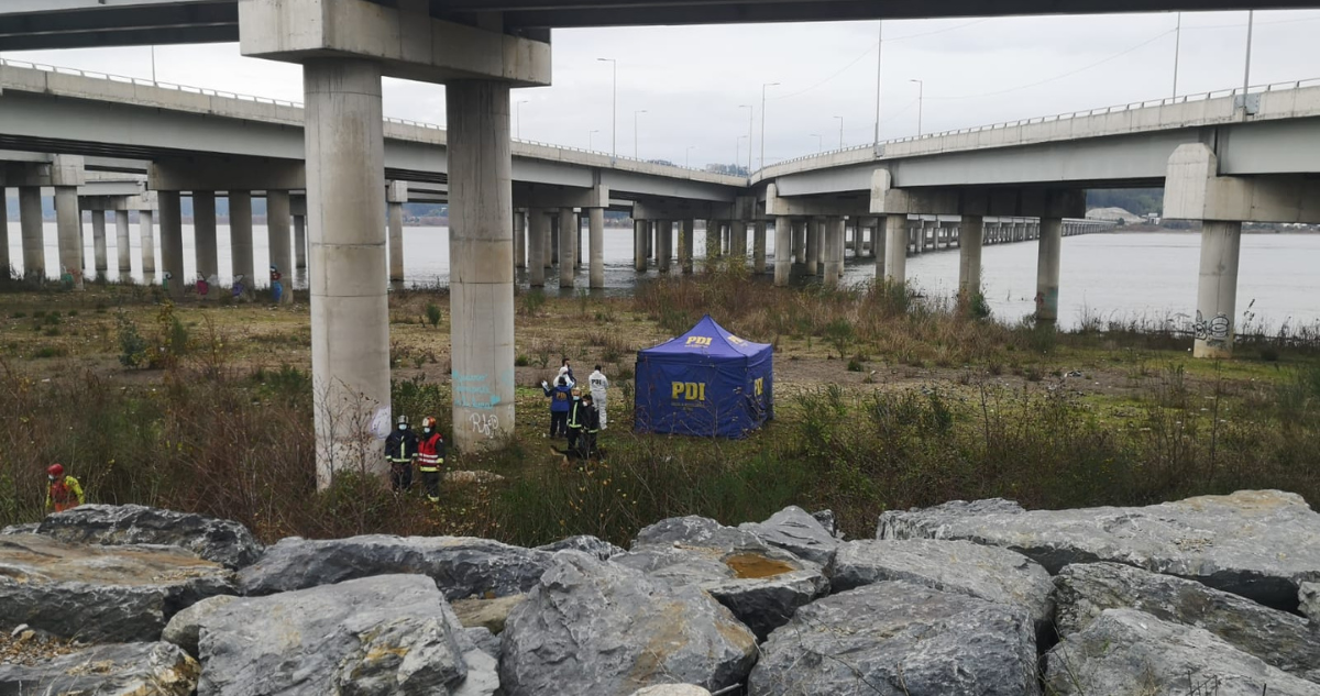 Los detalles del macabro hallazgo de cadáver bajo el puente Chacabuco en Concepción.
