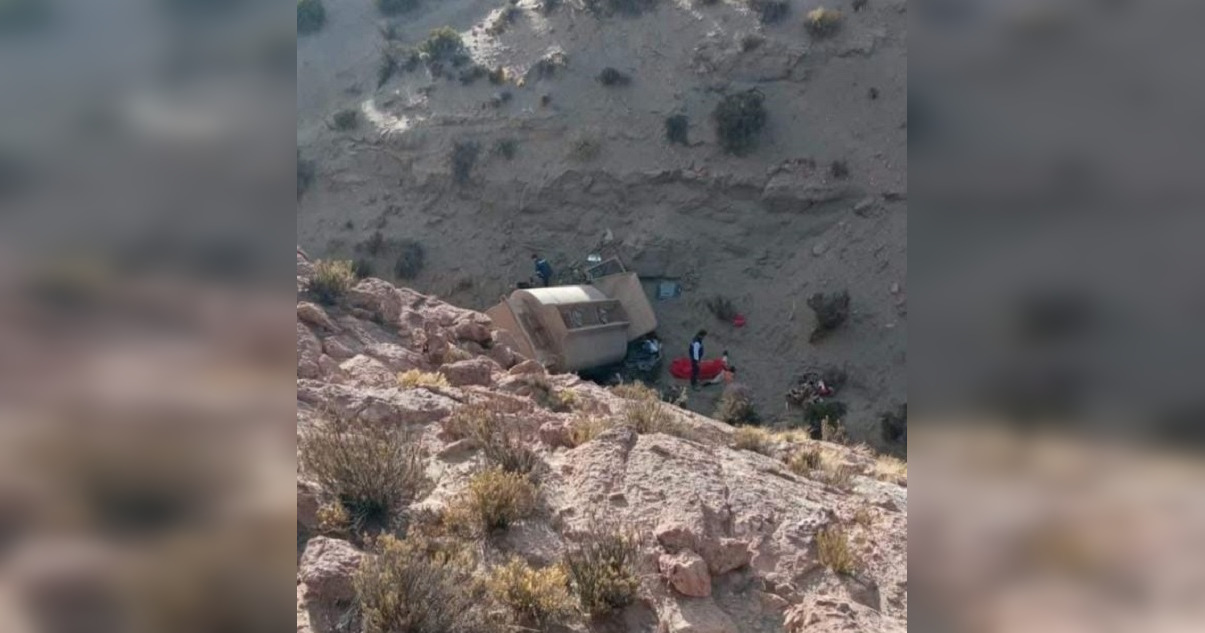 Camión militar cae por barranco en región de Tarapacá: al menos dos uniformados resultaron heridos