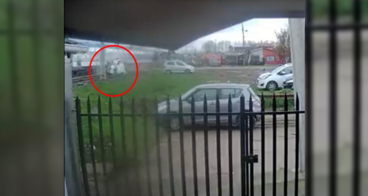 Captan colisión entre Biotrén y vehículo menor