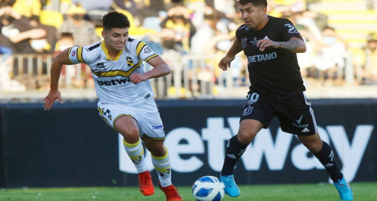 Diputado Sulantay ingresa proyecto de ley para prohibir publicidad de casas de apuestas en el fútbol