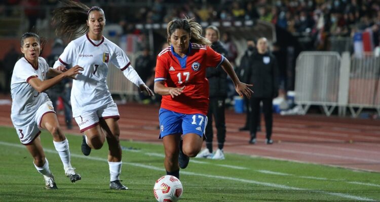 Chile vs Venezuela en Curicó.