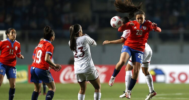 Chile perdió ante Venezuela en Rancagua.