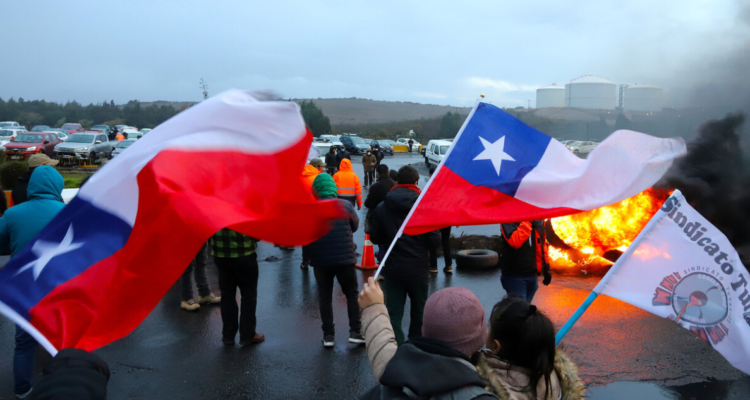 contratistas Ventanas paro Codelco