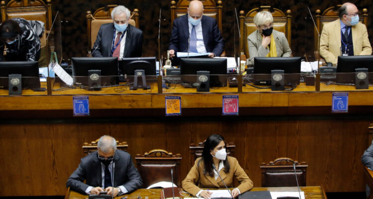 Congreso aprueba aumentar fondos del Mepco a US$3.000 millones para frenar alza de combustibles