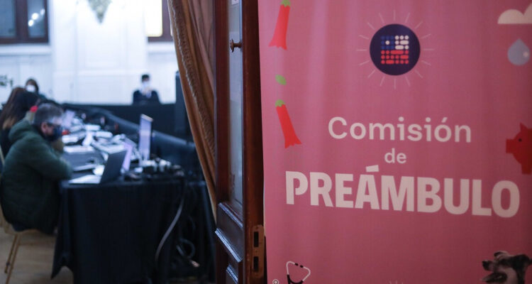 Pleno de la Convención acuerda quórum de 2/3 para aprobar propuesta de Preámbulo