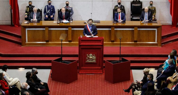 Lo que se dijo en la Cuenta Pública de Boric sobre reducir la jornada laboral a 40 horas semanales