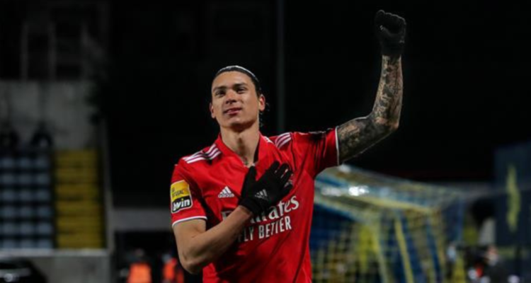 Darwin Núñez se convierte en el jugador más caro en su llegada a Liverpool.