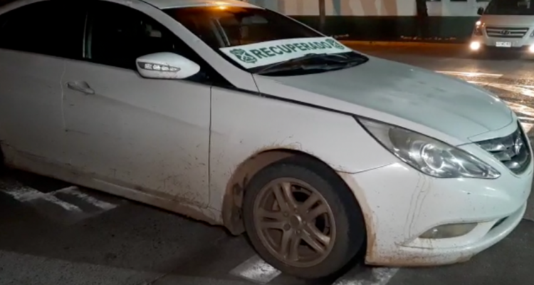 Dos detenidos en La Florida: uno de ellos circulaba con droga en un auto robado en 2015