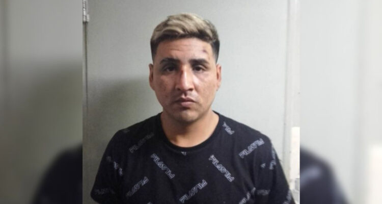 Temor por huida de “El Chuma” en Argentina: Mamá de niña asesinada habría sido atacada por familiar