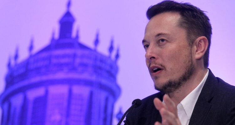 Demandan a Elon Musk y sus empresas por supuesta estafa piramidal ligada a una criptomoneda