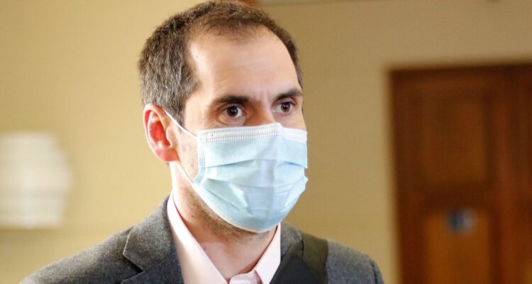 empleo femenino vacaciones