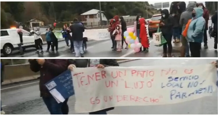 Apoderados de Escuela Fundo Chanco realizan manifestación en la ruta que une Concepción y Quillón