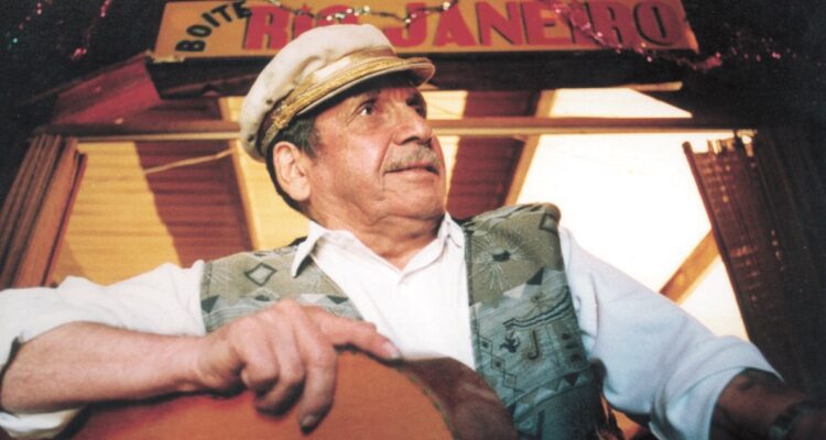 roberto parra en documental prontuario roberto parra