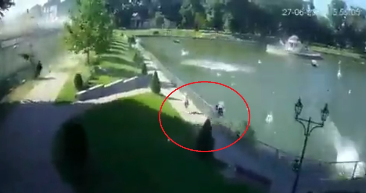 Video muestra impacto de misil ruso en centro comercial de Kremenchuk habían niños cerca