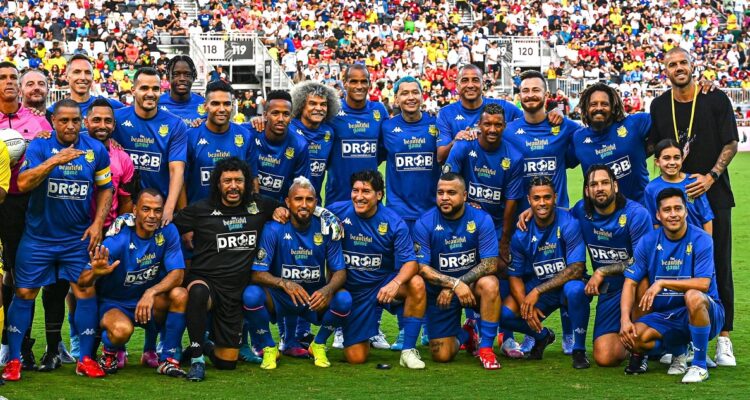 Iván Zamorano y Arturo Vidal en duelo de leyendas en Miami