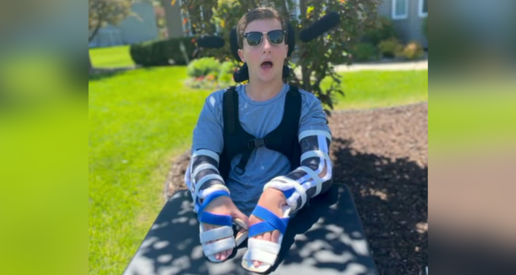 Joven perdió visión, movilidad y habla