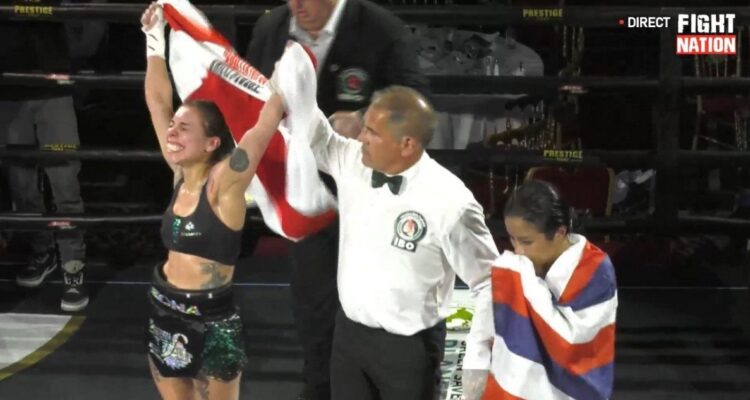 Daniela ‘Leona’ Asenjo tras ganar el título mundial IBO.