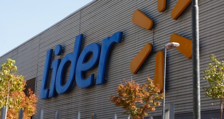Walmart confirma que vulneraron web de Lider y que delincuentes compraron usando cuentas de clientes