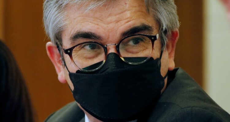 Marcel pone a Chile de ejemplo ante OCDE: Reforma tributaria será con diálogo, no a puertas cerradas