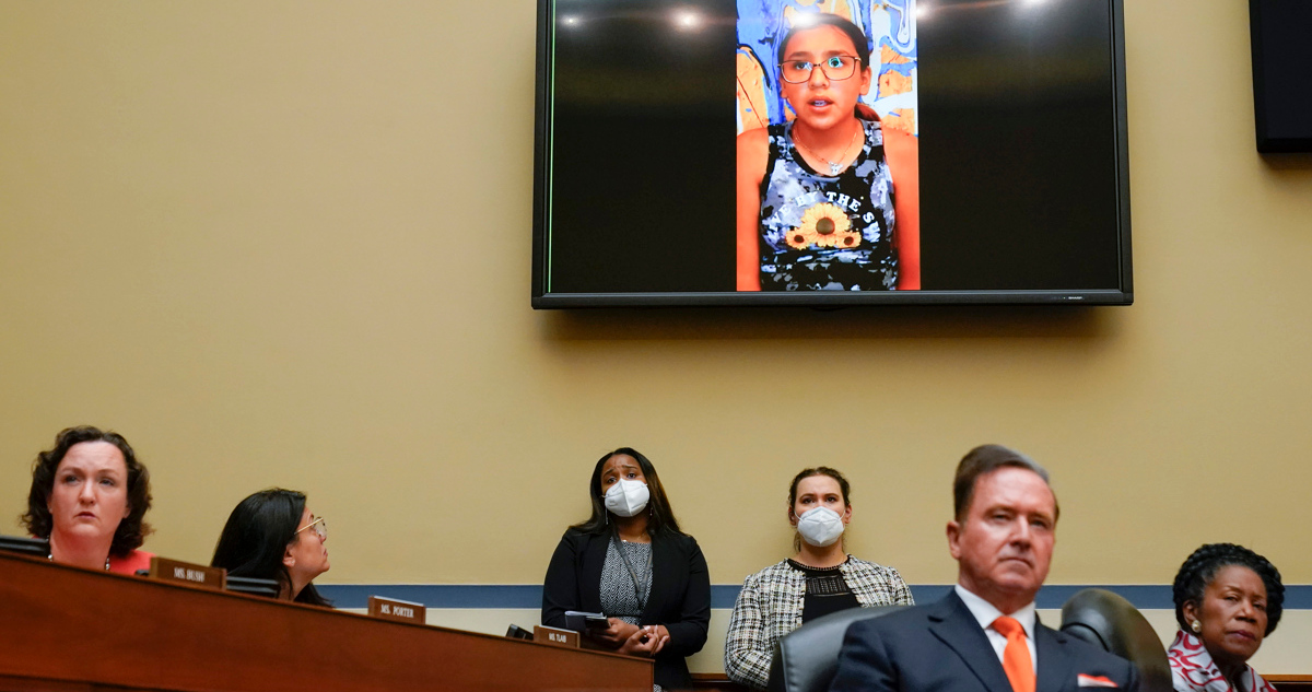 Miah Cerrillo da su experiencia ante el Congreso de los EEUU.