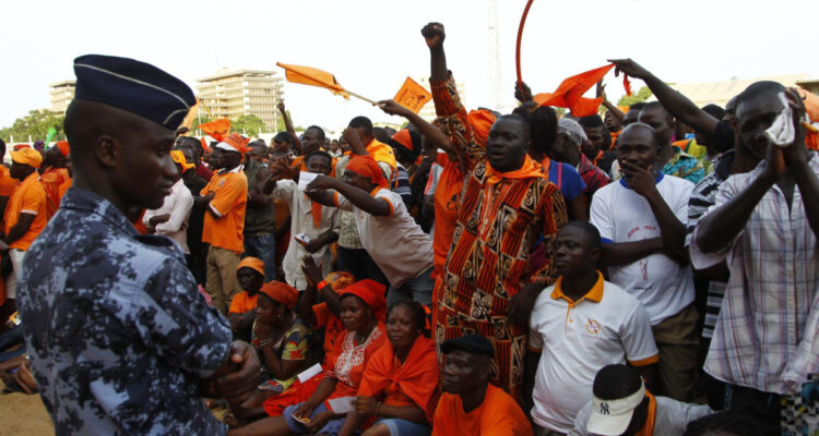 Matanza en Burkina Faso reportan al menos 79 civiles muertos tras ataque terrorista