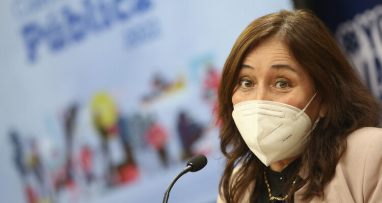 Foto contexto Minsal y casos nuevos