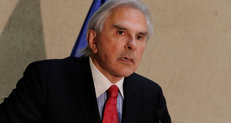 Iván Moreira amenaza a Boric