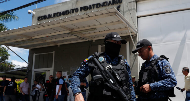 Motín en Colombia: intento de fuga deja al menos 51 reclusos muertos en cárcel de Tuluá