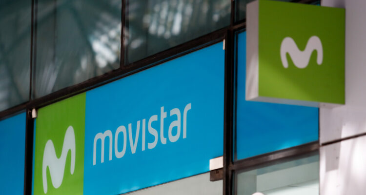 Movistar realizará devolución de dinero a clientes por cobros indebidos