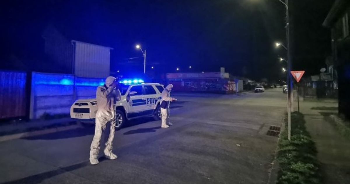 Mujer de 23 años muere luego que proyectil de una balacera ingresara a su vivienda en Valdivia
