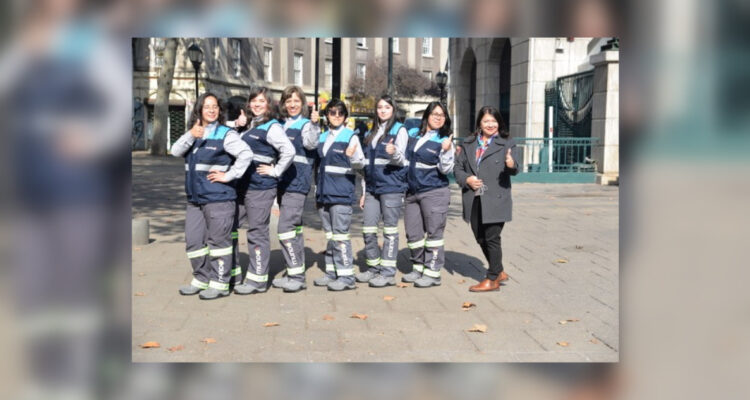 Cuadrilla femenina de La Pintana de Mundo