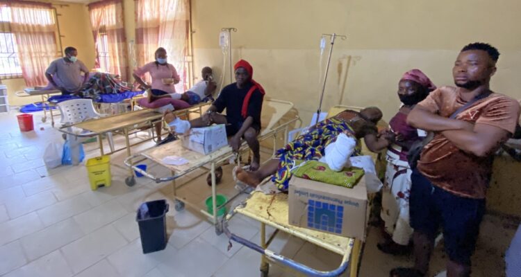 Víctimas del ataque armado en Nigeria.