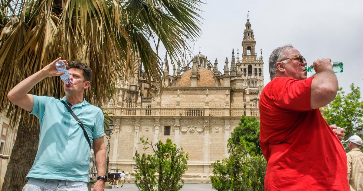 Ola de calor en España y Francia, con huelga de trabajadores de la basura