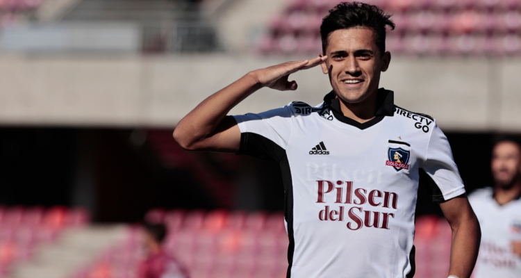 Pablo Solari permanece en Colo Colo.