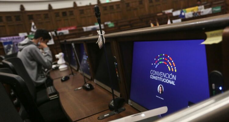 Pago asesores convención