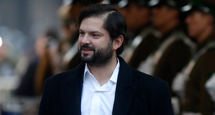 prohíbe su reelección