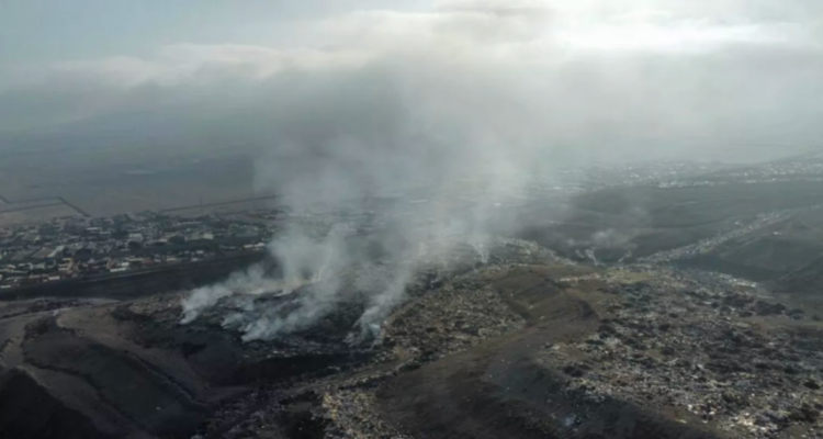 Inician sumario contra Municipalidad de Antofagasta por quemas ilegales en exvertedero “La Chimba”