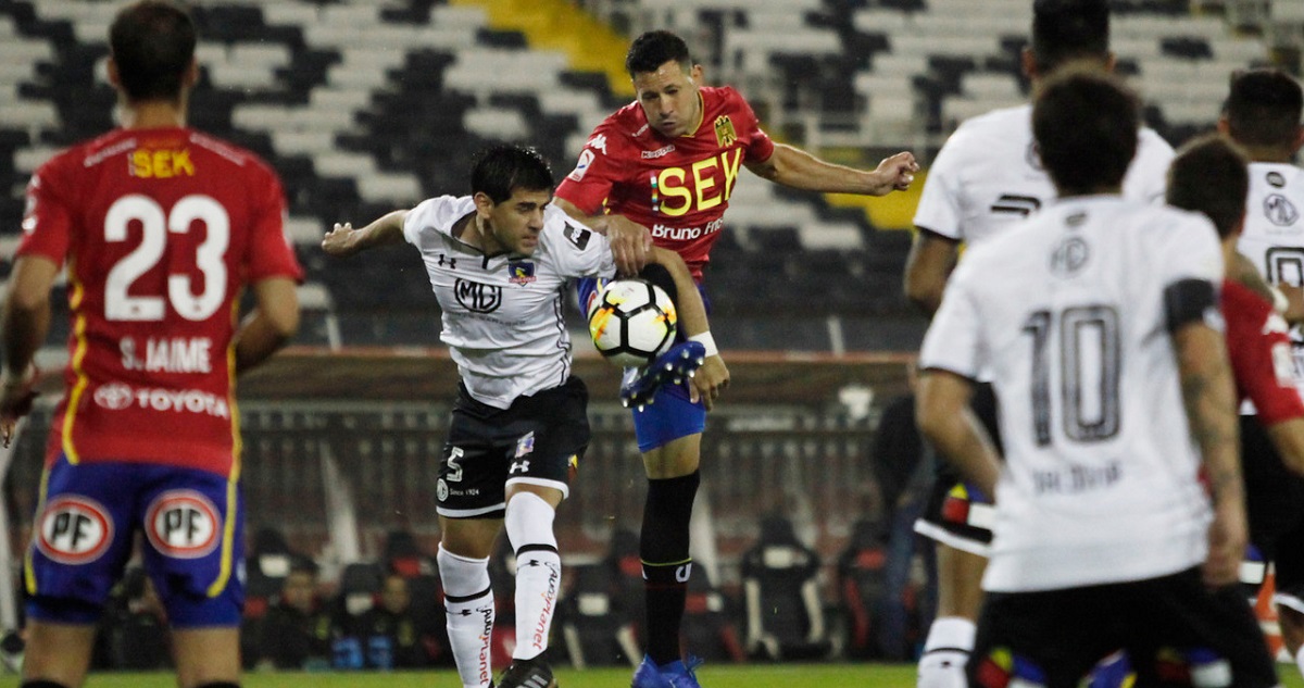 Ramiro González jugando ante Colo Colo.