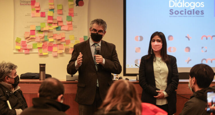 Gobierno anuncia fecha de presentación de Reforma Tributaria: diputados piden propuesta “robusta”