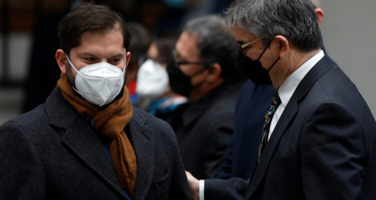 Reforma tributaria: parlamentarios de oposición preocupados por la inversión y aumento de impuestos