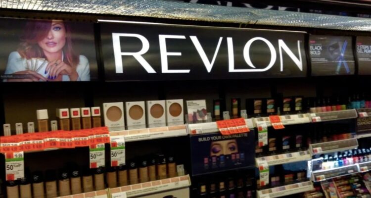 Revlon, empresa de cremas y cosméticos, anuncia que se declara en bancarrota